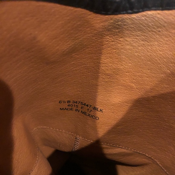 FRYE Women’s Melissa Button 2 Boots - Picture 3 of 5